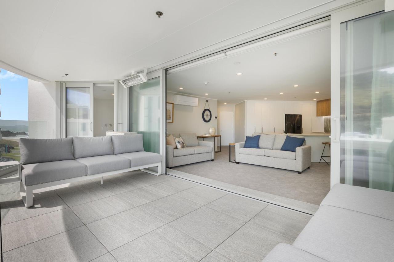 Spacious Oceanside Oasis Mount Maunganui Exterior photo