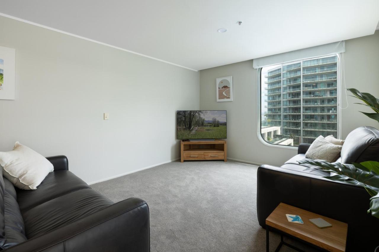 Spacious Oceanside Oasis Mount Maunganui Exterior photo